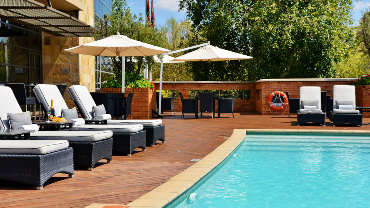 City Lodge Hotel Fourways - Hotels with Pools in Johannesburg